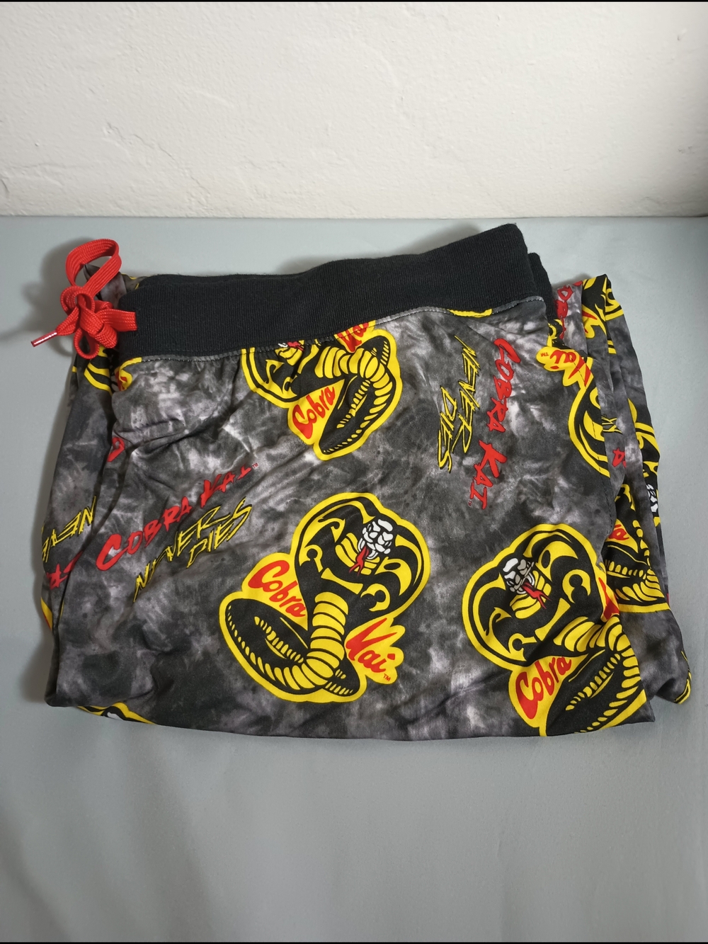 Briefly Stated Mens Cobra Kai Sleep Jogger Pants